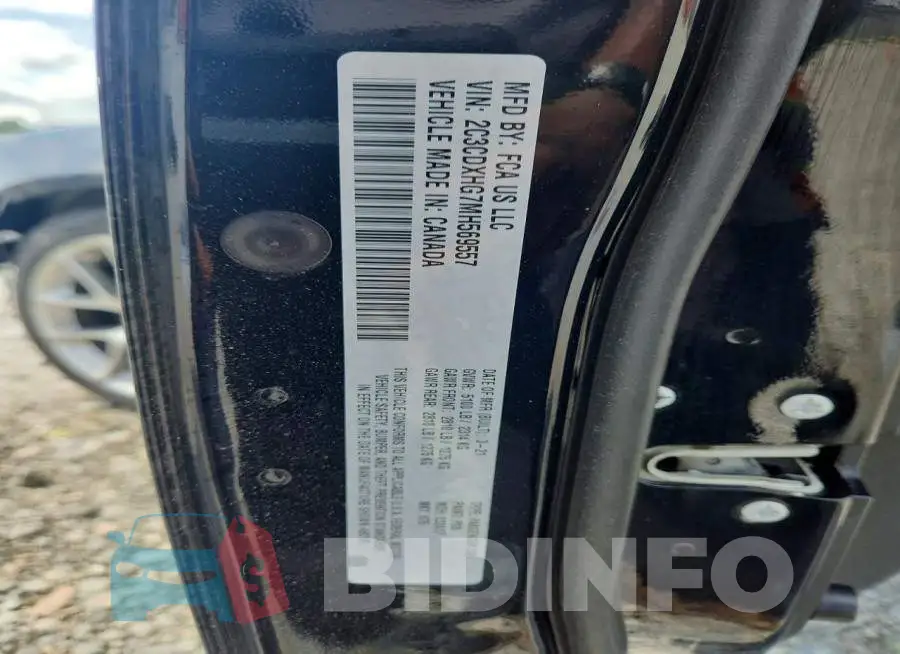 2C3CDXHG7MH569557 Photo# 13
