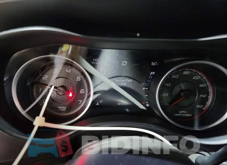 2C3CDXKG1PH705663 Photo# 9