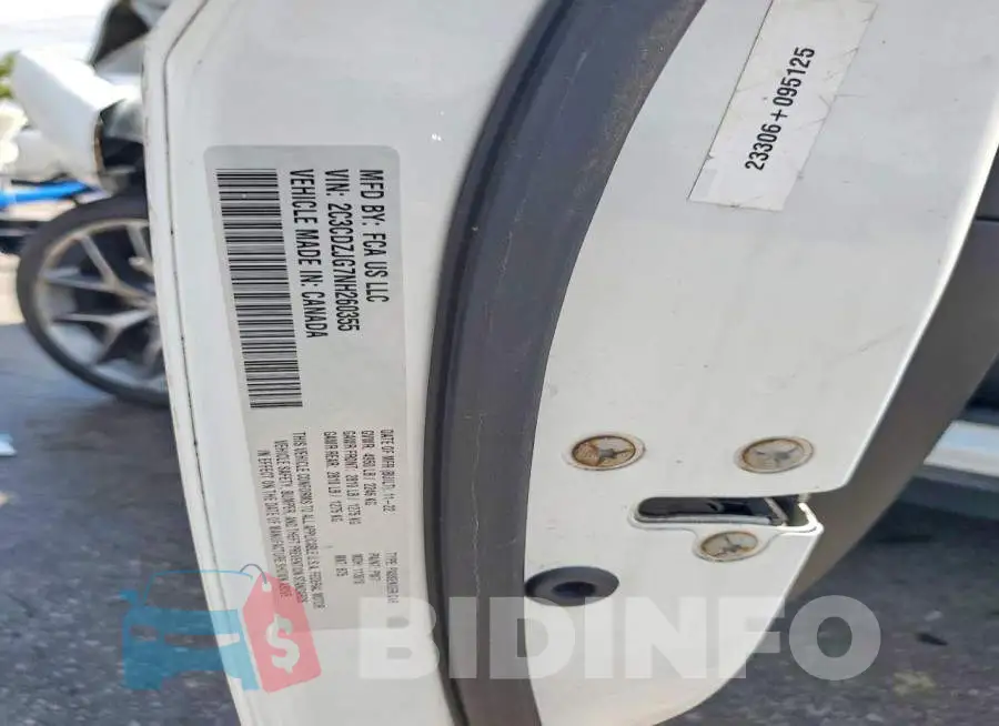 2C3CDZJG7NH260355 Photo# 13