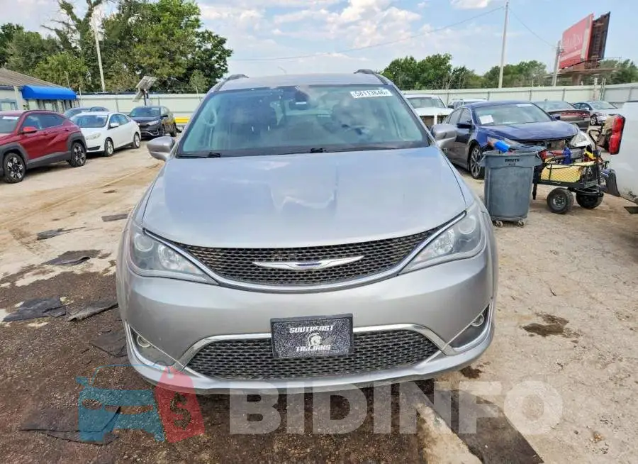 2C4RC1BG3HR747494 Photo# 5