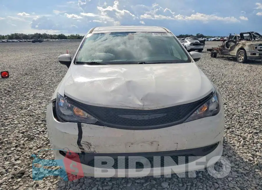 2C4RC1CG3NR159234 Photo# 5