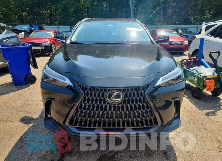 JTJGKCEZXP2015165 Photo# 5