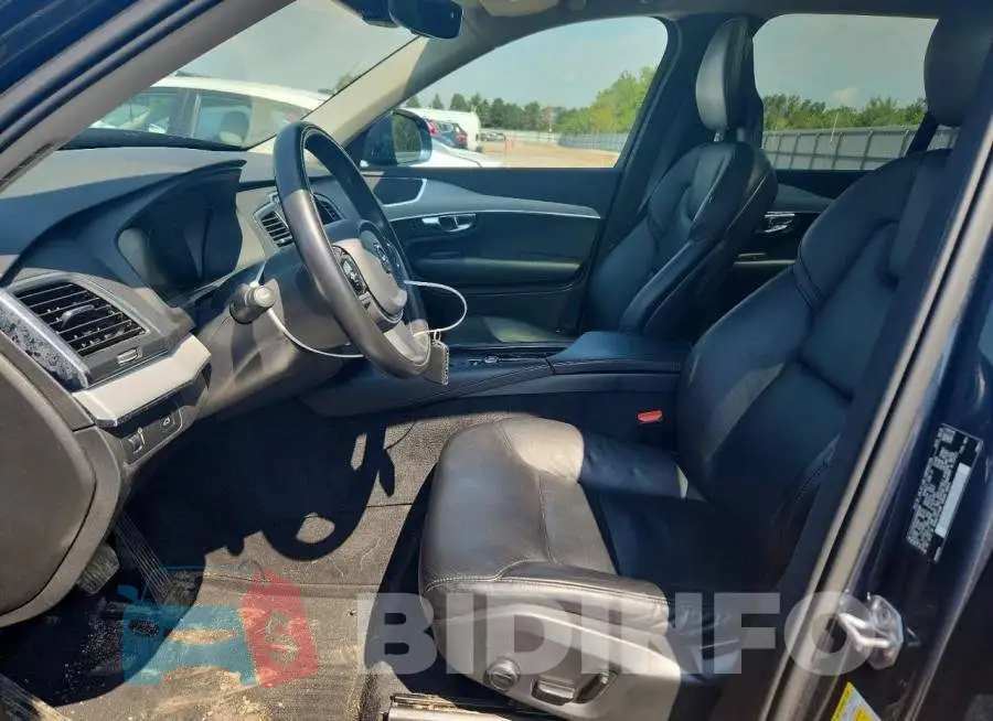 YV4102PK6M1686288 Photo# 7