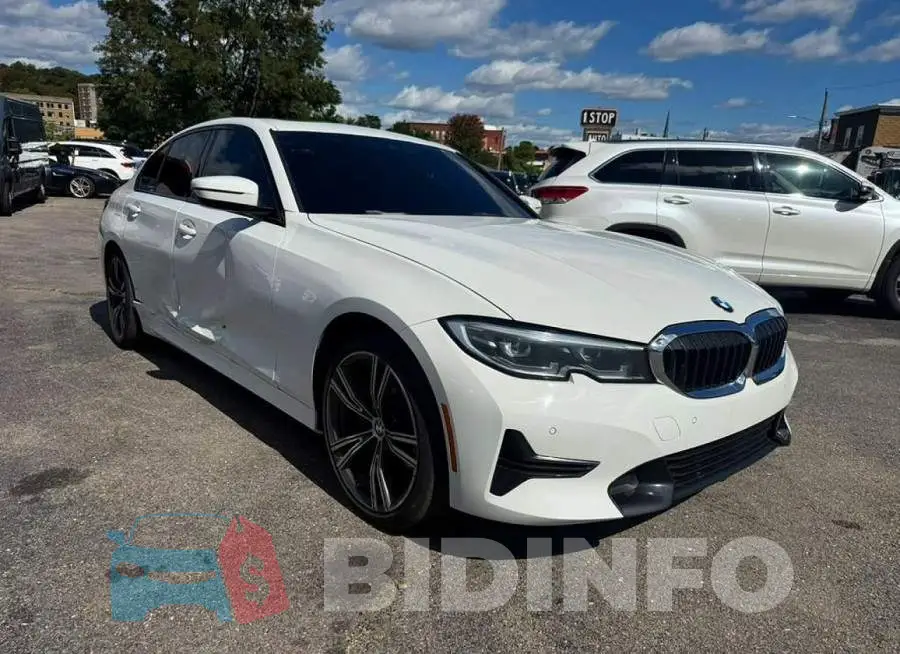 3MW5R7J04N8C65534 Photo# 4