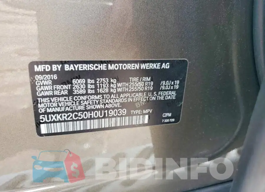 5UXKR2C50H0U19039 Photo# 12
