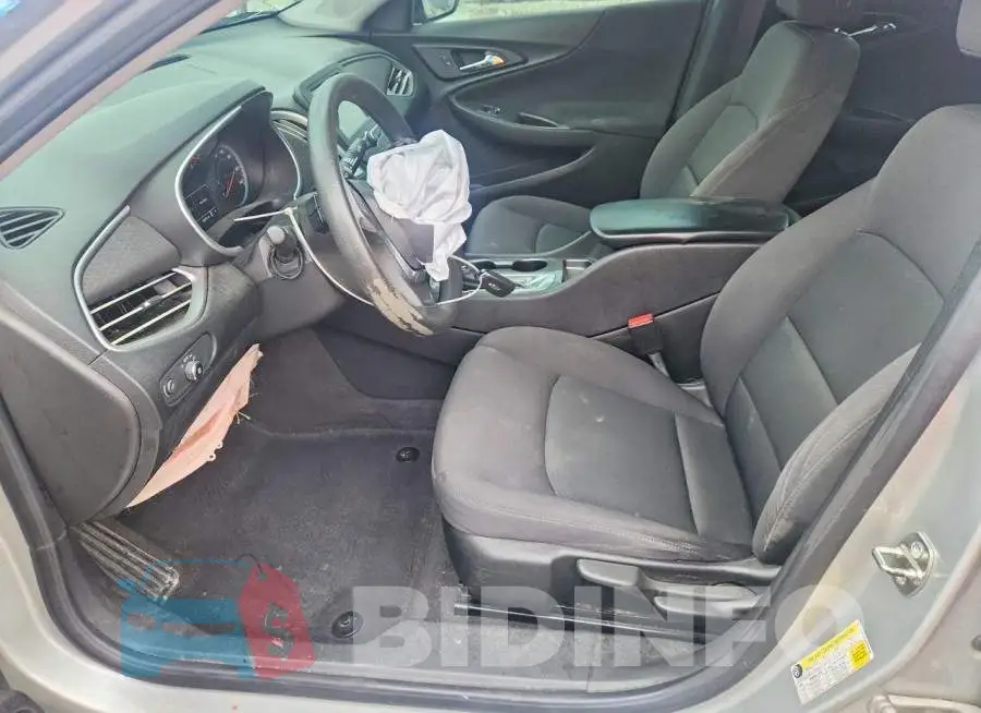 1G1ZB5ST6HF250656 Photo# 7