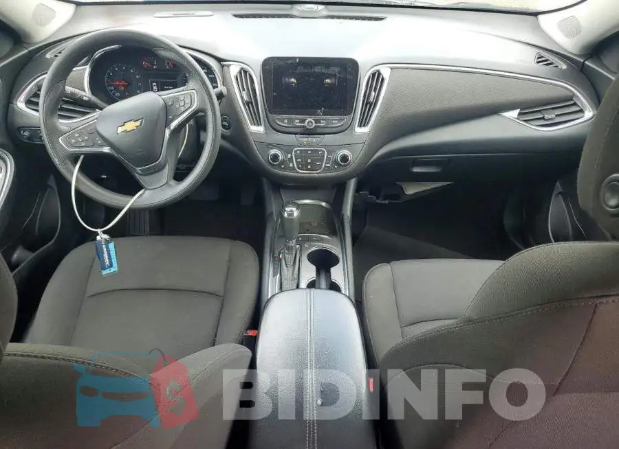 1G1ZD5ST3LF112558 Photo# 8