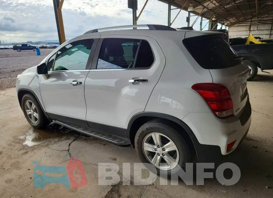KL7CJLSB2JB603772 Photo# 2