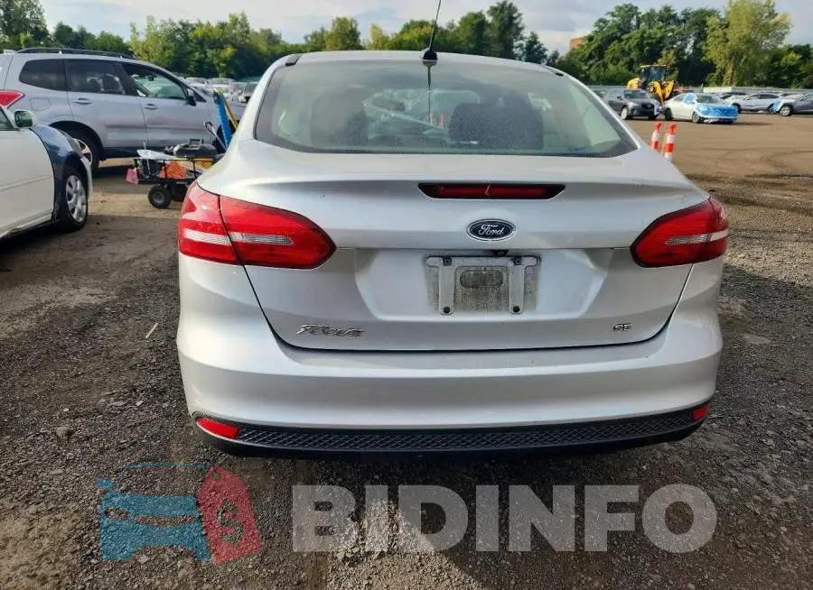 1FADP3F27JL265379 Photo# 6