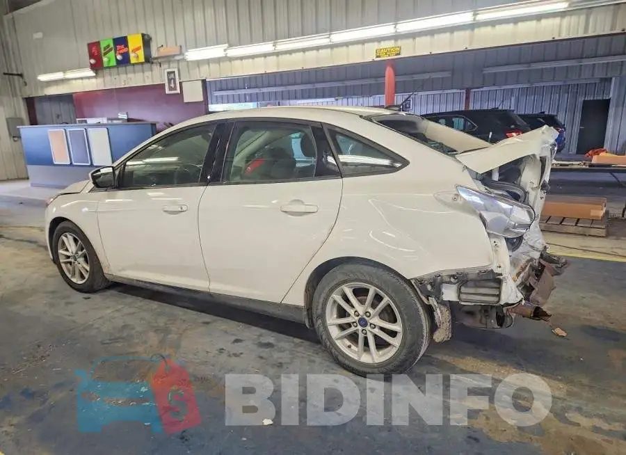 1FADP3F27JL328061 Photo# 2