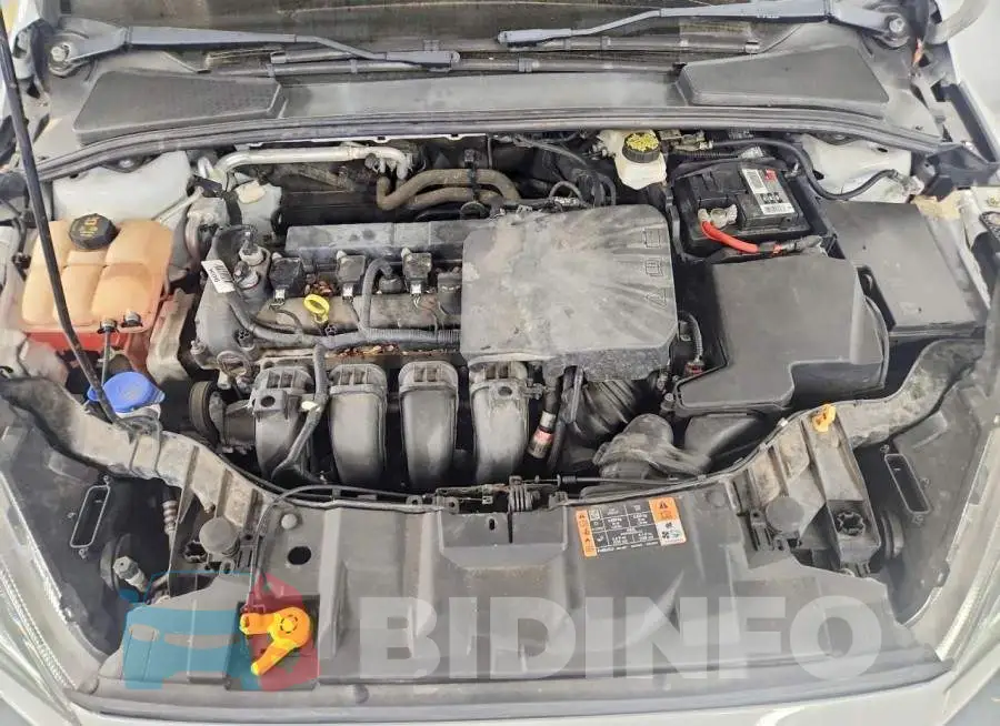 1FADP3F27JL328061 Photo# 11