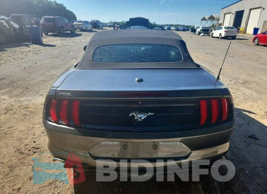 1FATP8UH6J5174057 Photo# 6