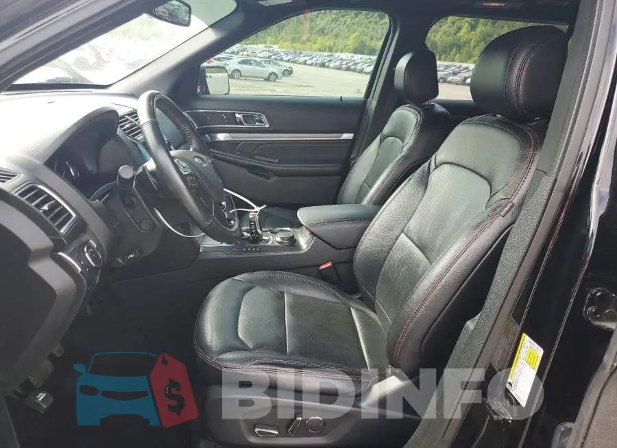 1FM5K8GT3HGD82473 Photo# 7