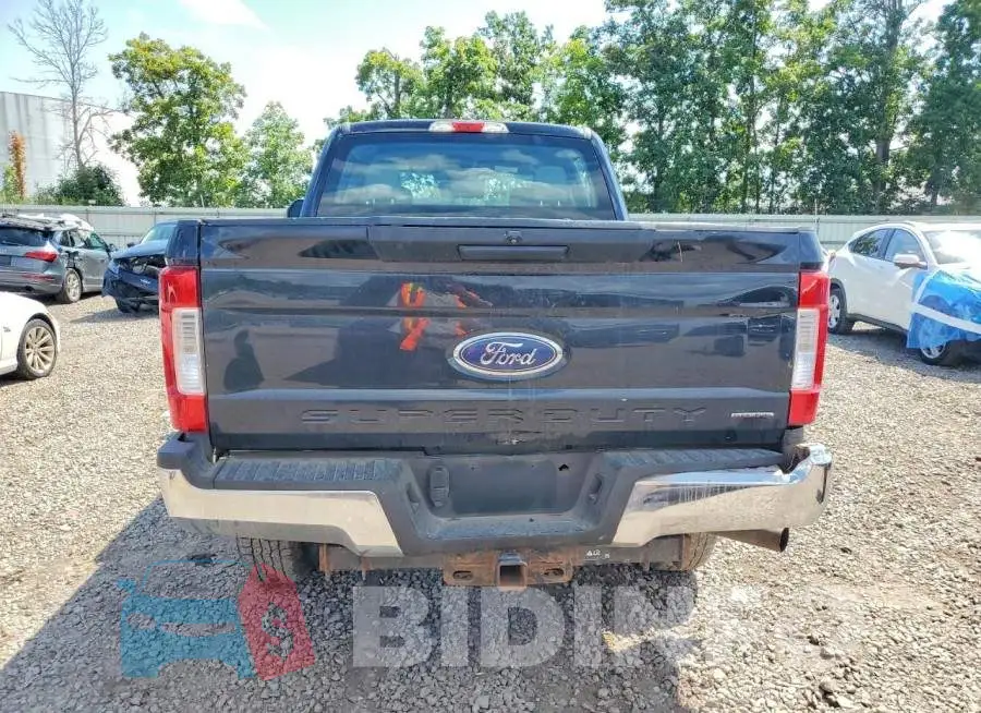 1FT7W2B6XKEG26252 Photo# 6