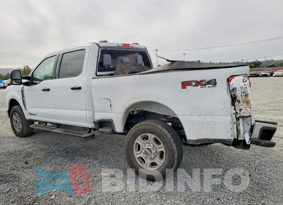 1FT7W2BT3TED32151 Photo# 2