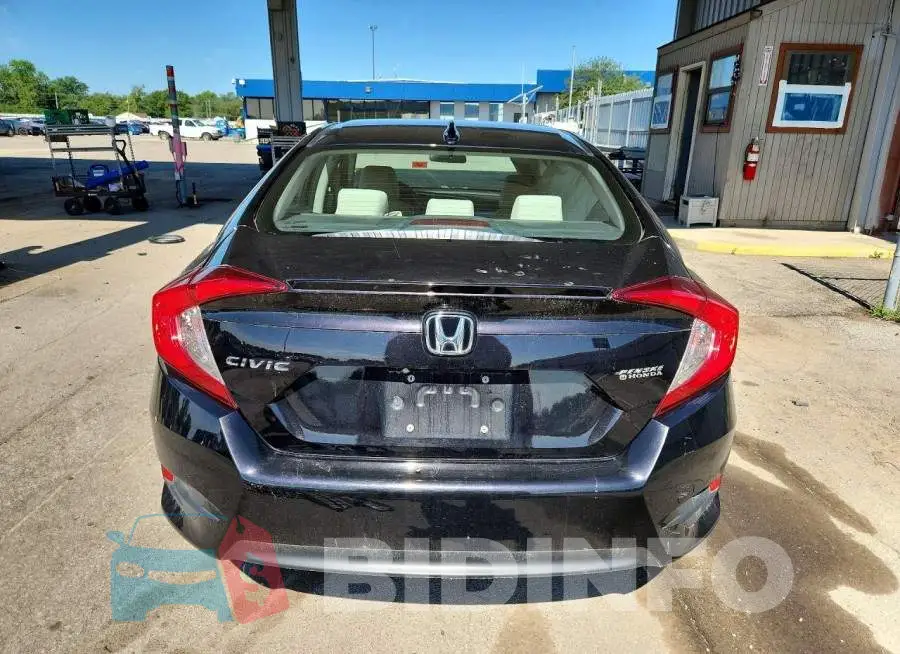 19XFC1F30HE212182 Photo# 6