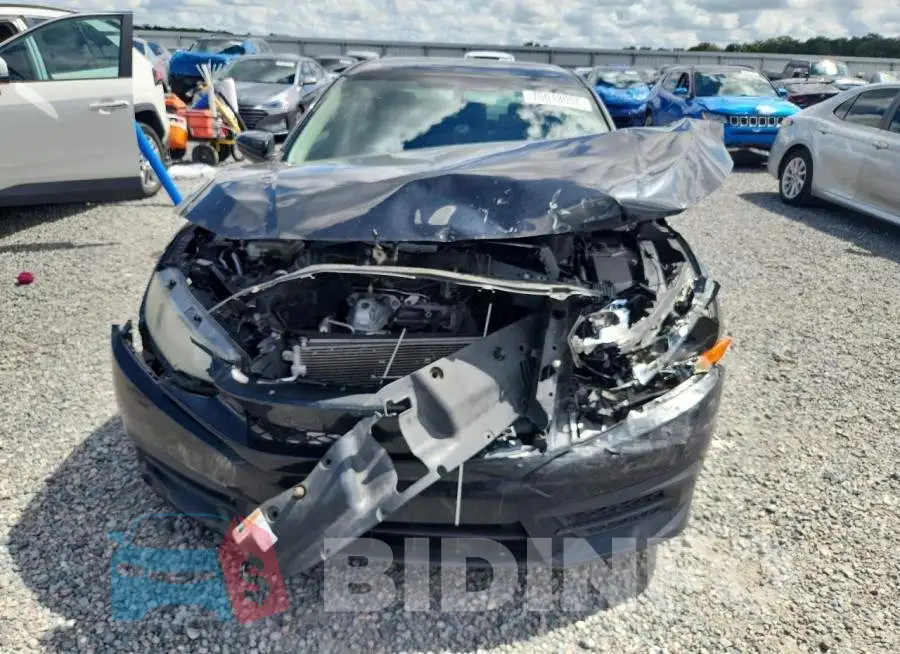 19XFC2F56JE008032 Photo# 5