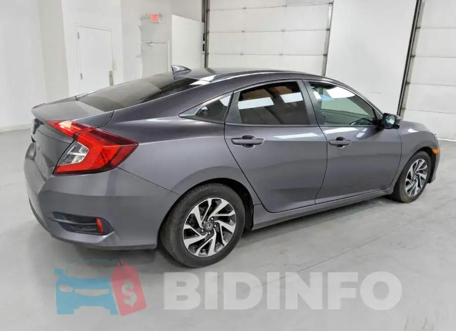 19XFC2F74HE226532 Photo# 3