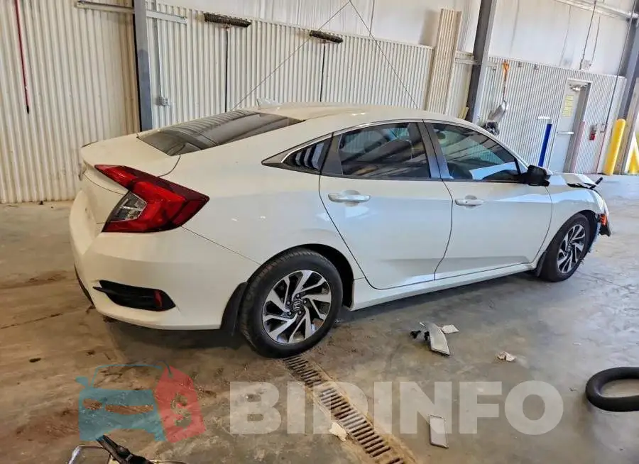 19XFC2F75HE032981 Photo# 3