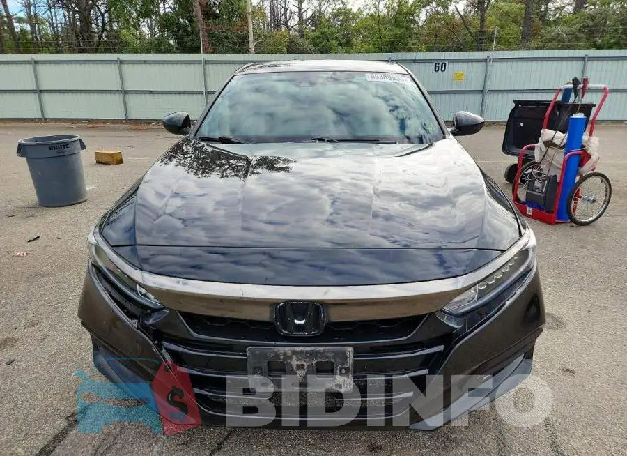 1HGCV1F34JA020562 Photo# 5