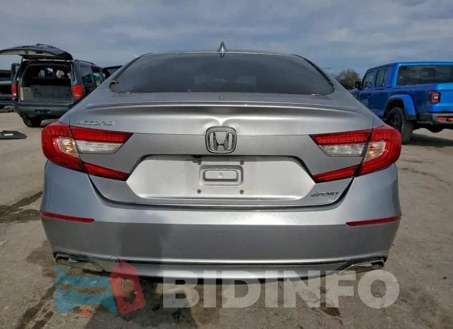 1HGCV1F34KA105421 Photo# 6