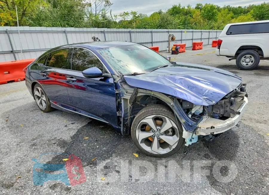 1HGCV1F96JA011527 Photo# 4