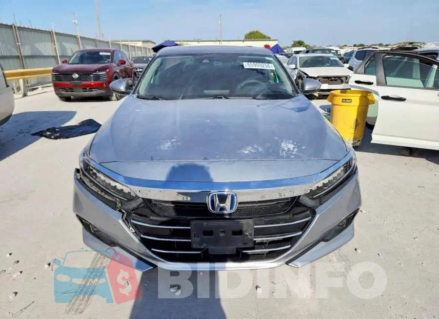 1HGCV3F40MA016808 Photo# 5