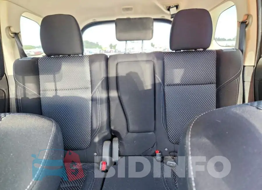 JA4AD2A33LZ045232 Photo# 10