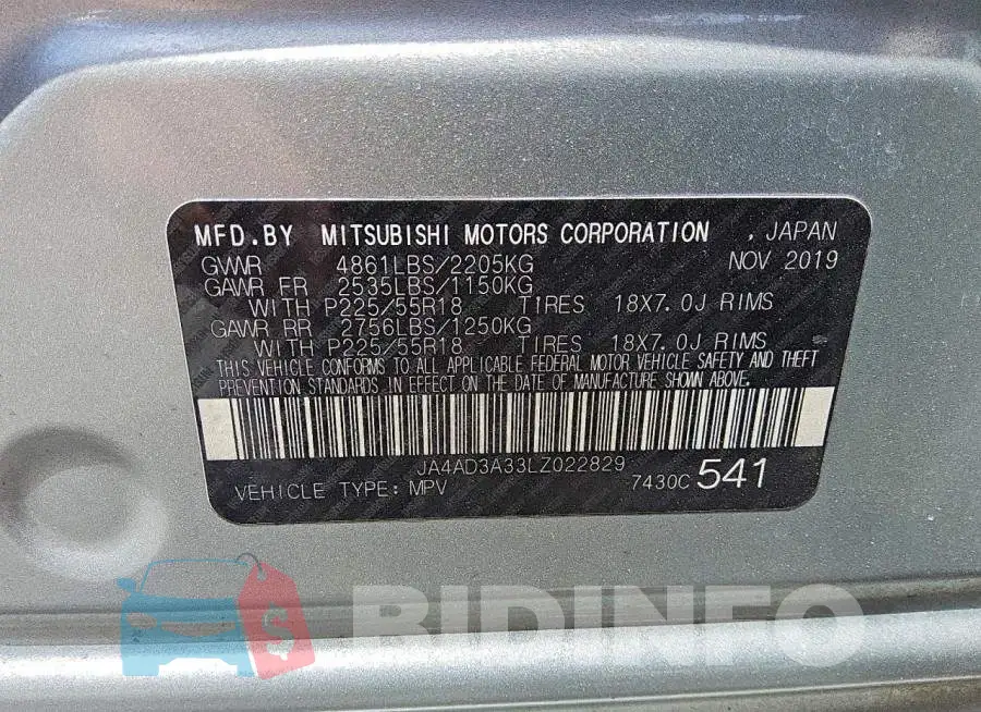 JA4AD3A33LZ022829 Photo# 12