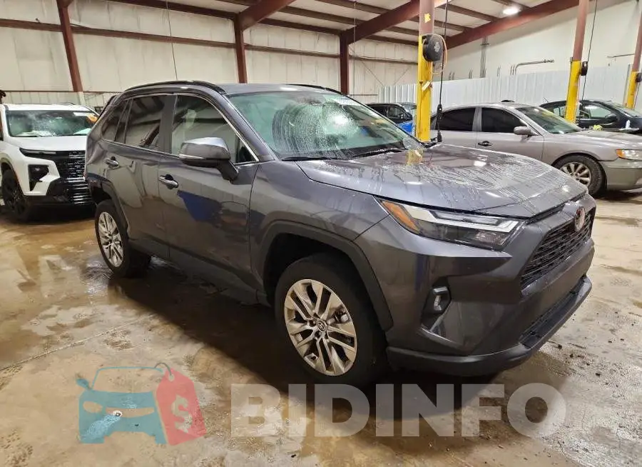 2T3A1RFV1SW521431 Photo# 4