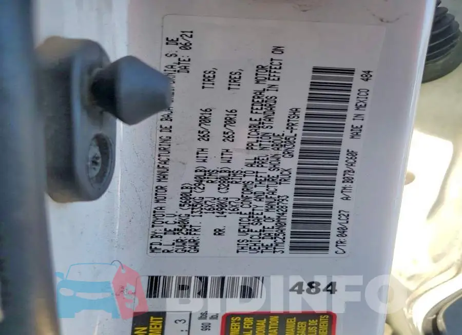 3TMCZ5AN0MM428793 Photo# 12