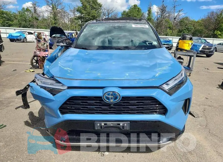 4T3E6RFV1RU171019 Photo# 5
