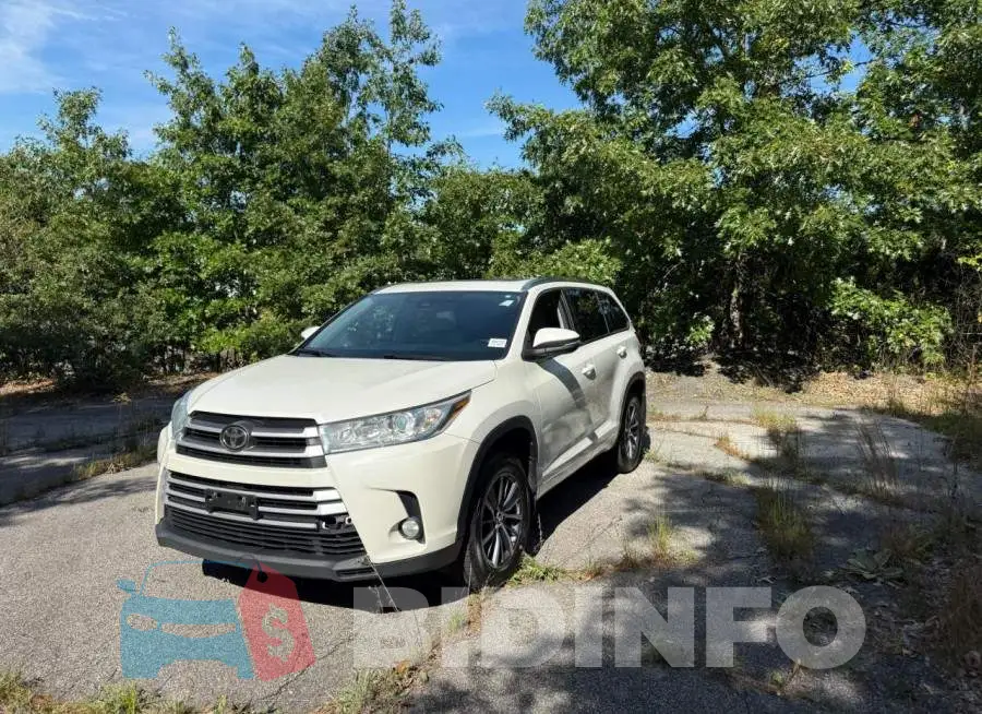 5TDJZRFH4JS824092 Photo# 2