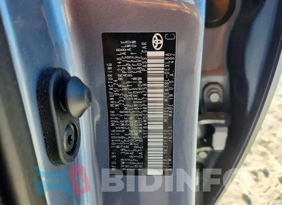 5YFB4MDE9RP174758 Photo# 12