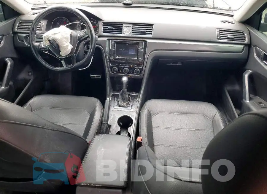 1VWDT7A3XHC074480 Photo# 8