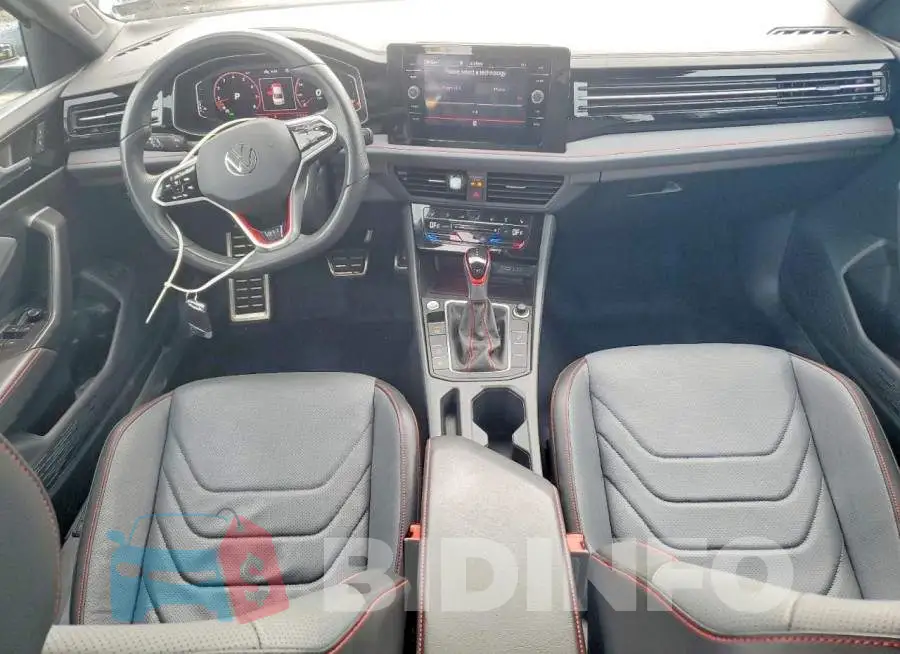 3VW2T7BUXSM045226 Photo# 8