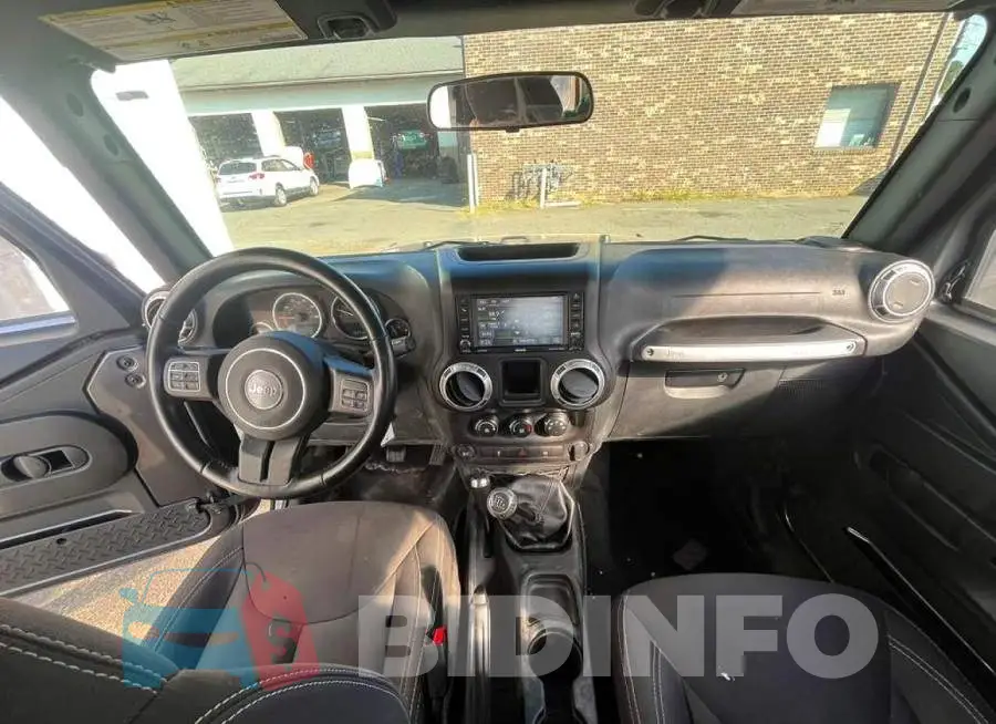 1C4BJWCG5HL509318 Photo# 7