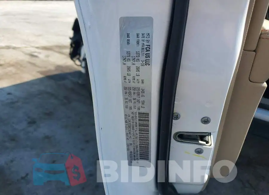 1C4PJMCB8KD162440 Photo# 13