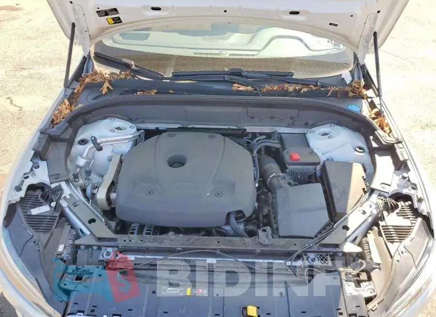 YV4102RL1M1823952 Photo# 12