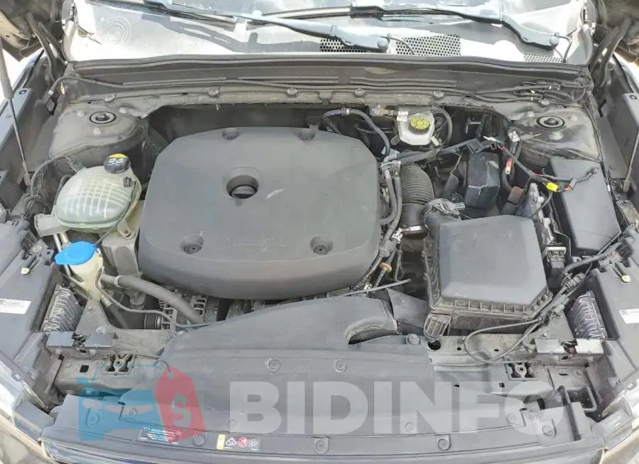 YV4162UM8M2405316 Photo# 12