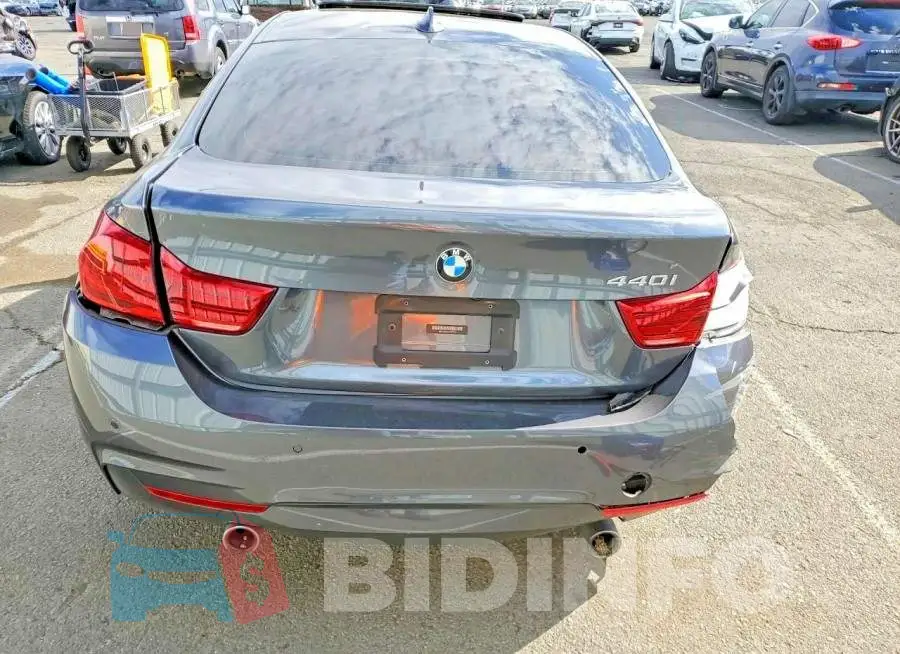 WBA4J5C56JBF07798 Photo# 6
