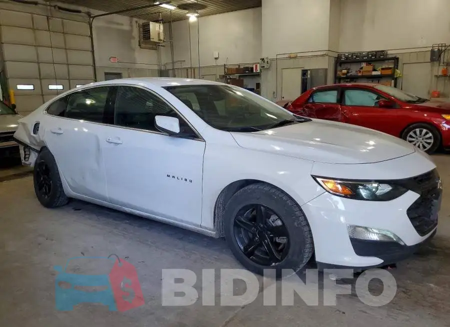 1G1ZD5ST2RF124869 Photo# 4
