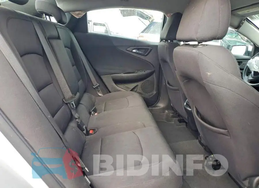 1G1ZD5ST3NF174030 Photo# 10