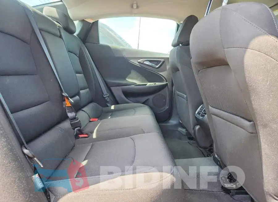 1G1ZD5ST5KF174476 Photo# 10