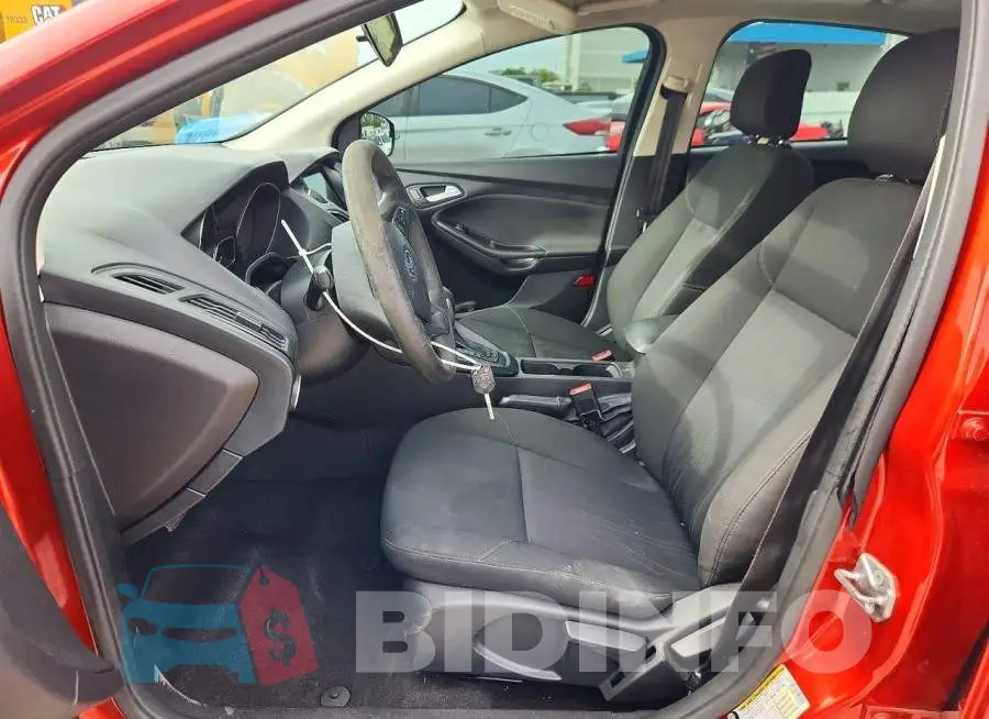 1FADP3H2XJL319402 Photo# 7