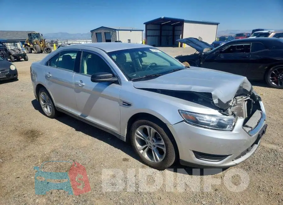 1FAHP2D89KG110698 Photo# 4