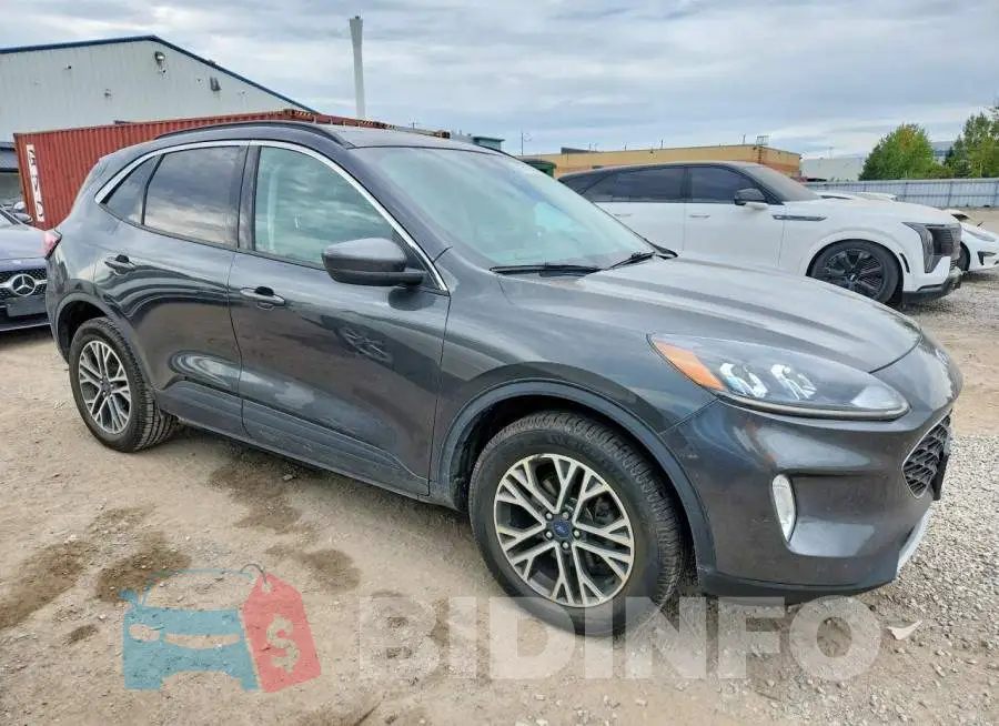 1FMCU9H99LUB89071 Photo# 4