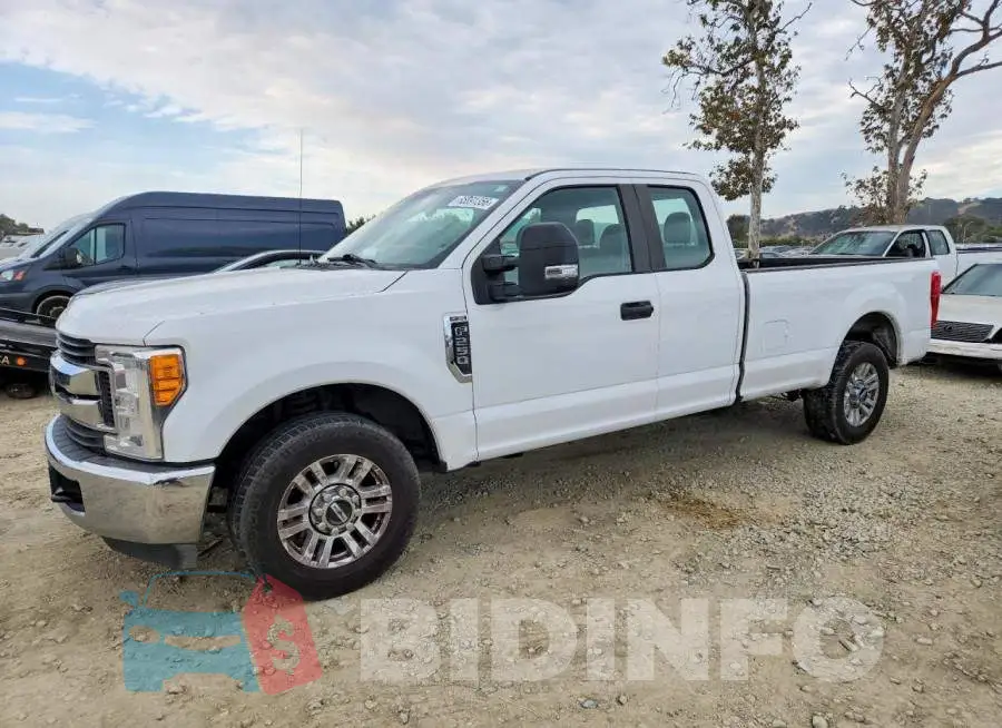1FT7X2A64HEF39499 Photo# 1