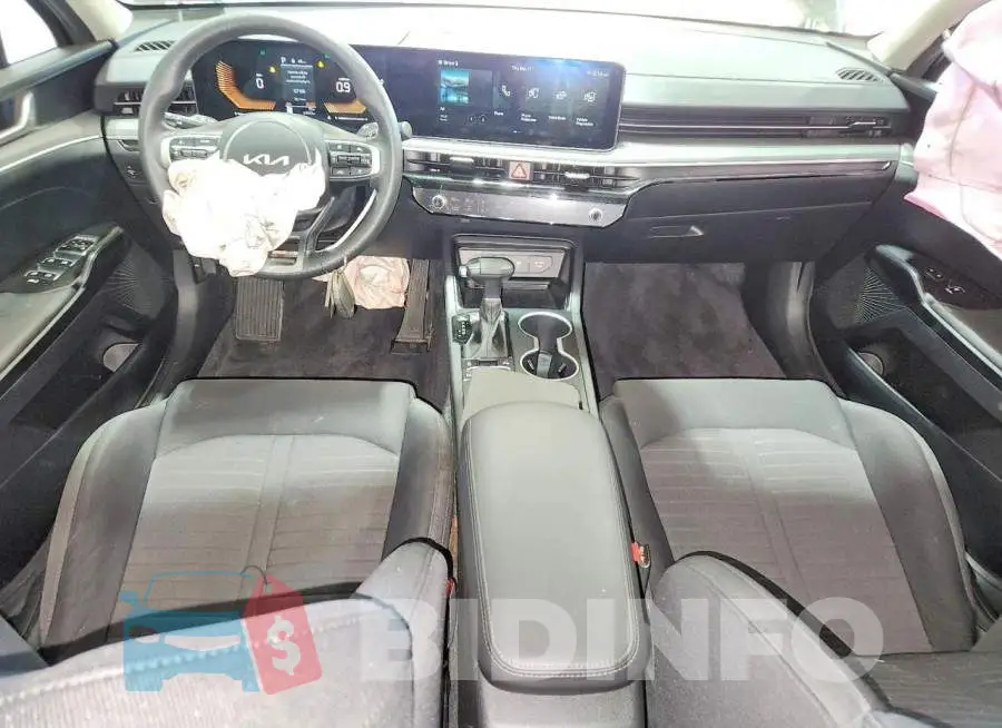KNAG24J73T5445896 Photo# 8
