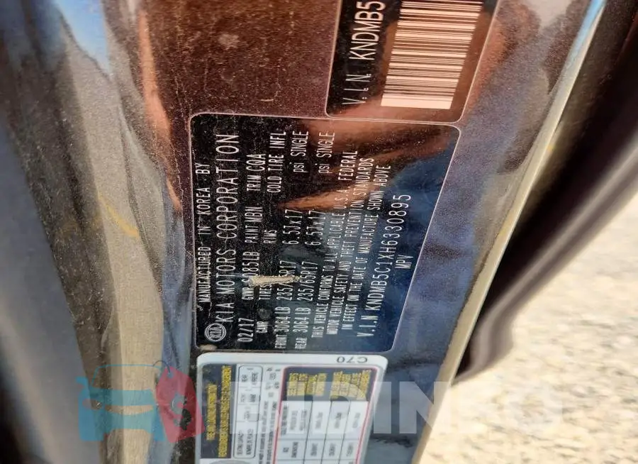 KNDMB5C1XH6330895 Photo# 13